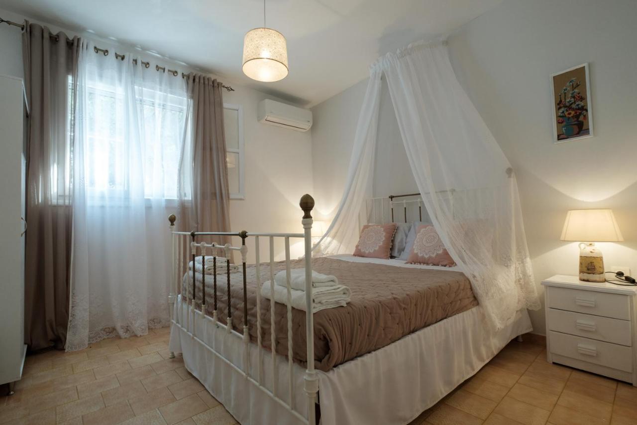 Eftyxia Apartments Палеокастрица Екстериор снимка