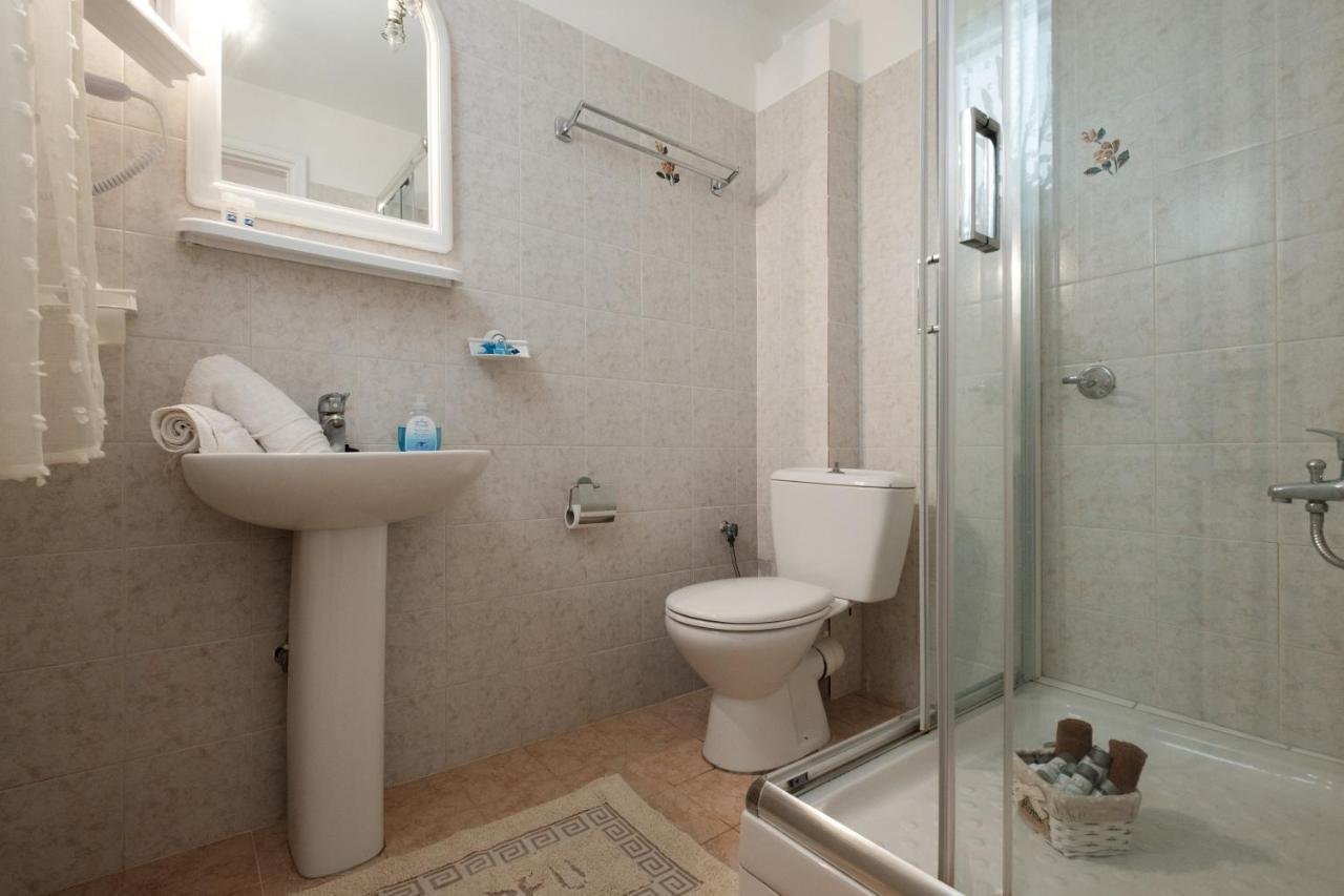Eftyxia Apartments Палеокастрица Екстериор снимка