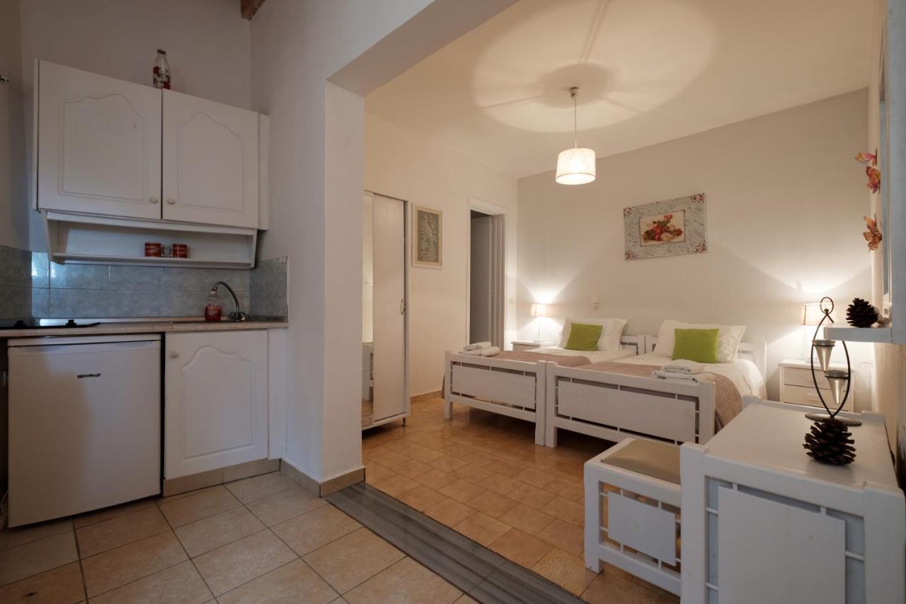 Eftyxia Apartments Палеокастрица Екстериор снимка